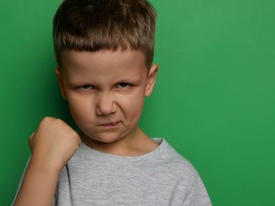 Γιατί τα παιδιά χτυπούν ή δαγκώνουν;