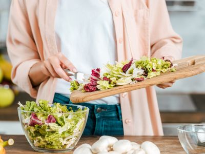 Μαμά και διατροφή: Συνήθειες που προκαλούν αύξηση του σωματικού βάρους