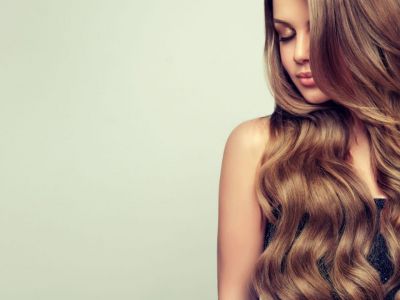 5 beauty tips που θα κάνουν τα μαλλιά σου να μακρύνουν γρήγορα
