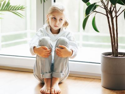 Για ποιους λόγους ένα παιδί αισθάνεται μοναξιά;