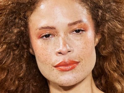 4 εύκολα beauty hacks για να κάνεις ψεύτικες φακίδες και να φαίνονται φυσικές