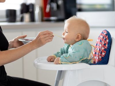 Πότε μπορεί το μωρό να φάει αλάτι;