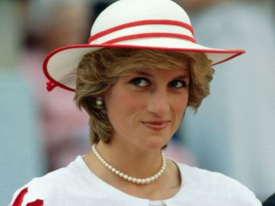 Το μπλε μολύβι ματιών που φορούσε η Πριγκίπισσα Diana