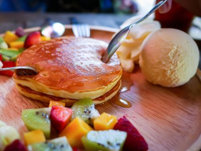 Καλοκαιρινά pancakes στο λεπτό