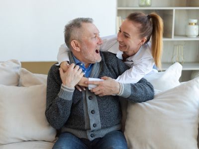 Στον πατέρα μου: Σε ευχαριστώ που μου έδειξες τι να αναζητήσω σε έναν άνδρα