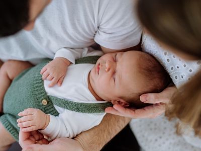 Κατακτώντας το όνειρο της οικογένειας: Αληθινές μαρτυρίες ζευγαριών που νίκησαν όλα τα εμπόδια