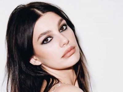 8 setting sprays που θα κρατήσουν το μακιγιάζ σου σταθερό τις ημέρες του καύσωνα