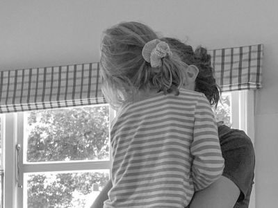 «Οι αγκαλιές δεν είναι πια το ίδιο συχνές. Κάποιες μέρες πρέπει να τις ζητήσω»