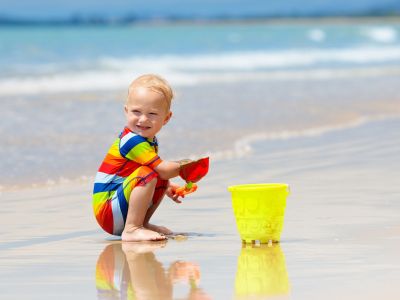 Δραστηριότητες στην παραλία: Τέσσερα παιχνίδια που θα ενθουσιάσουν τα μικρά σας