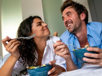 Πώς επηρεάζει τη γονιμότητα η διατροφή;