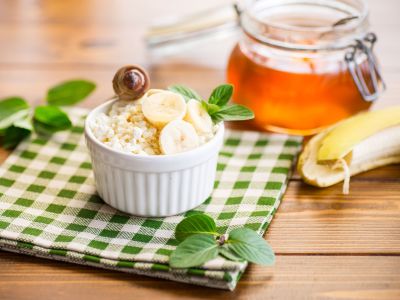 Παγωτό με τυρί cottage και μπανάνες