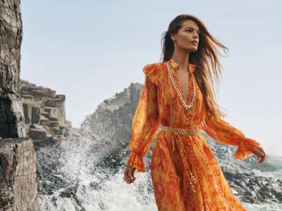 10 φορέματα παραλίας στα πιο επίκαιρα σχέδια του καλοκαιριού