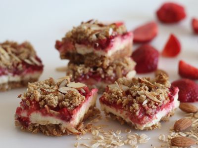 Κολατσιό στο σχολείο: Σπιτικές μπάρες δημητριακών με βρόμη και μύρτιλα