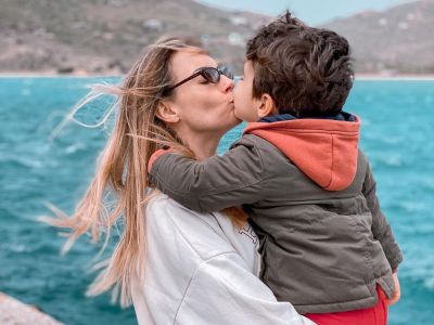 Μαρία-Λουίζα Βούρου: Φτιάξτε τη συνταγή της για πρωτεϊνούχα muffin πορτοκάλι