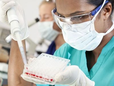 Η υπερευαίσθητη εξέταση που εντοπίζει πολλές μορφές καρκίνου