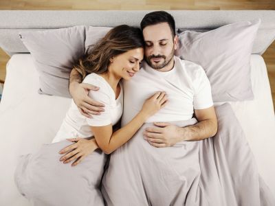 Πρέπει να παραμείνω ξαπλωμένη μετά την επαφή για να αυξήσω τις πιθανότητες να συλλάβω;