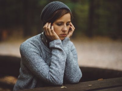 Πώς συνδέεται η κατάθλιψη με τη γυναικεία υπογονιμότητα