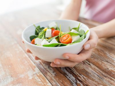 Πώς η μεσογειακή διατροφή μπορεί να αυξήσει τις πιθανότητες επιτυχίας της εξωσωματικής γονιμοποίησης