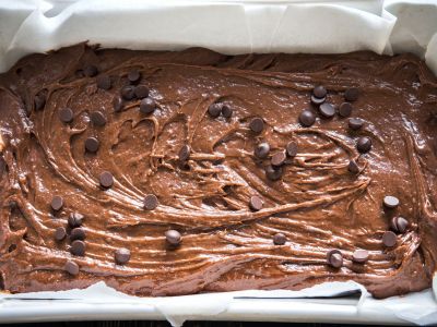 Νόστιμο και υγιεινό brownie με μια μπανάνα, 1 αβγό και κακάο