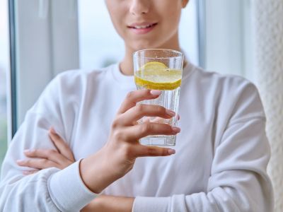 Πόσο νερό πρέπει να πίνετε κάθε μέρα για να χάσετε βάρος;