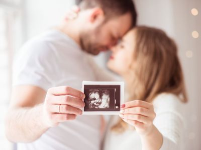 6 κοινοί μύθοι περί γονιμότητας που έχουν καταρριφθεί