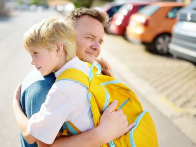 Πρώτη μέρα στο σχολείο: 10 χρήσιμες μοντεσσοριανές φράσεις για παιδιά δημοτικού