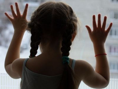 5+1 φράσεις που θα κάνουν ένα φοβισμένο παιδί να νιώσει γενναίο