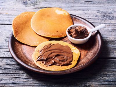Εύκολες σπιτικές συνταγές για pancakes με 3 υλικά