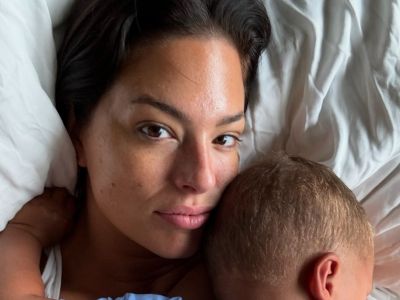 Όταν η Ashley Graham έκανε τις ραγάδες της εγκυμοσύνης hot