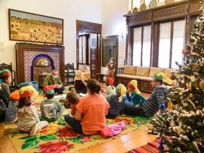 Δήμος Αθηναίων: «Κόκκινη κλωστή δεμένη»: Εκδηλώσεις για τα παιδιά και την οικογένεια