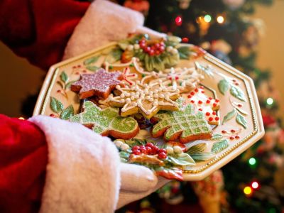 15 χριστουγεννιάτικες συνταγές για μπισκότα για να φτιάξετε με τα παιδιά σας