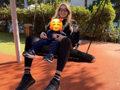 Κωνσταντίνα Σπυροπούλου: Στιγμιότυπα από έξοδο με τον μεγάλο της γιο