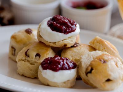 Scones που είναι νόστιμα και «λιώνουν στο στόμα σας» - Έτοιμα σε 10 λεπτά με αυτή την συνταγή