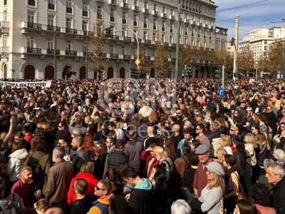 Συλλαλητήρια για τα Τέμπη σε όλη την Ελλάδα - Λαοθάλασσα διαμαρτυρίας σε πόλεις και νησιά