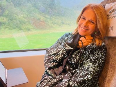 Η πιο τρυφερή ευχή: Το μήνυμα της Πέγκυς Σταθακοπούλου για τα 21α γενέθλια της κόρης της