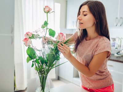 Τα τριαντάφυλλα διαρκούν περισσότερες μέρες στο βάζο με αυτό το απλό κόλπο