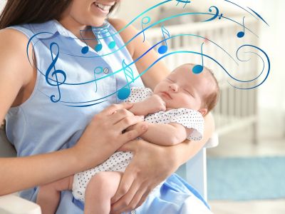 6 λόγοι που τα νανουρίσματα συμβάλλουν στην ανάπτυξη του παιδιού