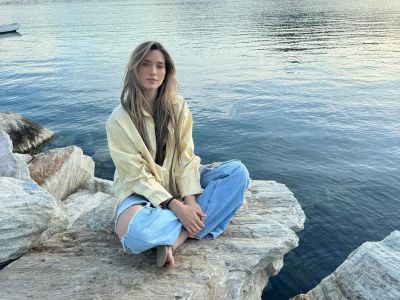 Γιολάντα Καλογεροπούλου: Φωτογραφίες με την κούκλα κόρη της, Ηλέκτρα