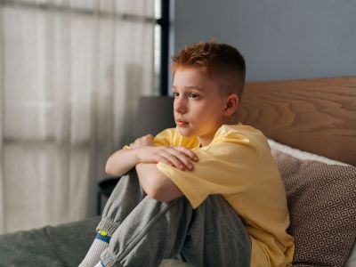 Η ψυχολόγος εξηγεί τι είναι eggshell parenting και πώς επηρεάζει τα παιδιά στα πρώτα τους χρόνια