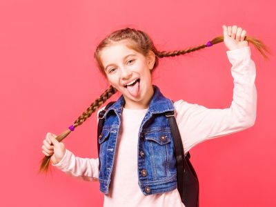 Πώς να κάνεις γαλλική πλεξούδα (βίντεο tutorial)