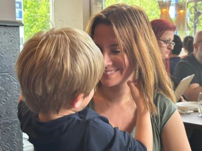 Η συμβουλή που ζήτησε η Νίκη Λυμπεράκη από το ChatGPT για τον γιο της