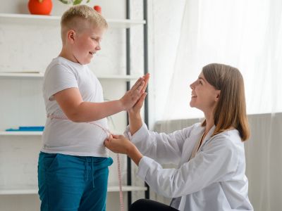 Έρευνα: Πώς η παιδική παχυσαρκία σχετίζεται με περιστατικά καρδιοπάθειας από την ηλικία των 10 ετών