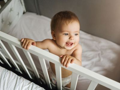 Κύρια ορόσημα στον πρώτο χρόνο του μωρού σας: 6 έως 12 μηνών