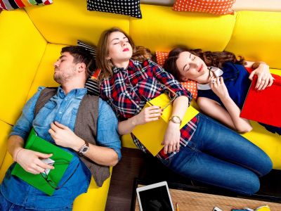 Κι όμως,το άγχος των παιδιών «φαίνεται» στον ύπνο πριν τις σχολικές εξετάσεις - Τι λένε οι ειδικοί