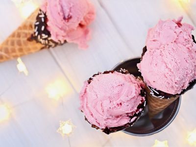 Το πιο γρήγορο παγωτό του κόσμου για παιδιά – Μόνο 3 υλικά (βίντεο)