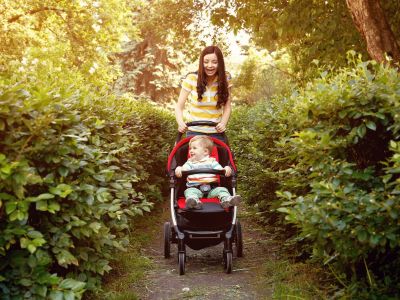 Γιατί το περπάτημα είναι η ιδανική άσκηση για πολυάσχολες μαμάδες;