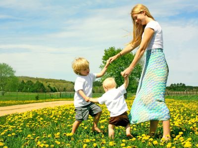 10 πράγματα που αλλάζουν όταν μεγαλώνεις δεύτερο ( ή τρίτο) παιδί