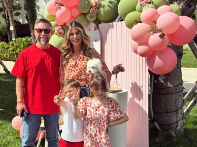 Νατάσα Σκαφίδα - Γιάννης Βαρδής: Έτσι περνούν τις καλοκαιρινές βραδιές με τα παιδιά τους