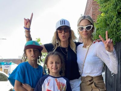 Άννα Βίσση: Συνάντηση...κορυφής με την κόρη της και τα εγγόνια της στο Κάπρι