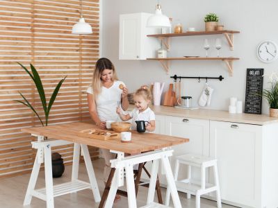 5 έξυπνα tips για να κάνεις την κουζίνα σου πιο ασφαλή και φιλική προς τα παιδιά